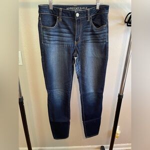 American Eagle Dark Wash high rise Jean Jegging size 8 regular